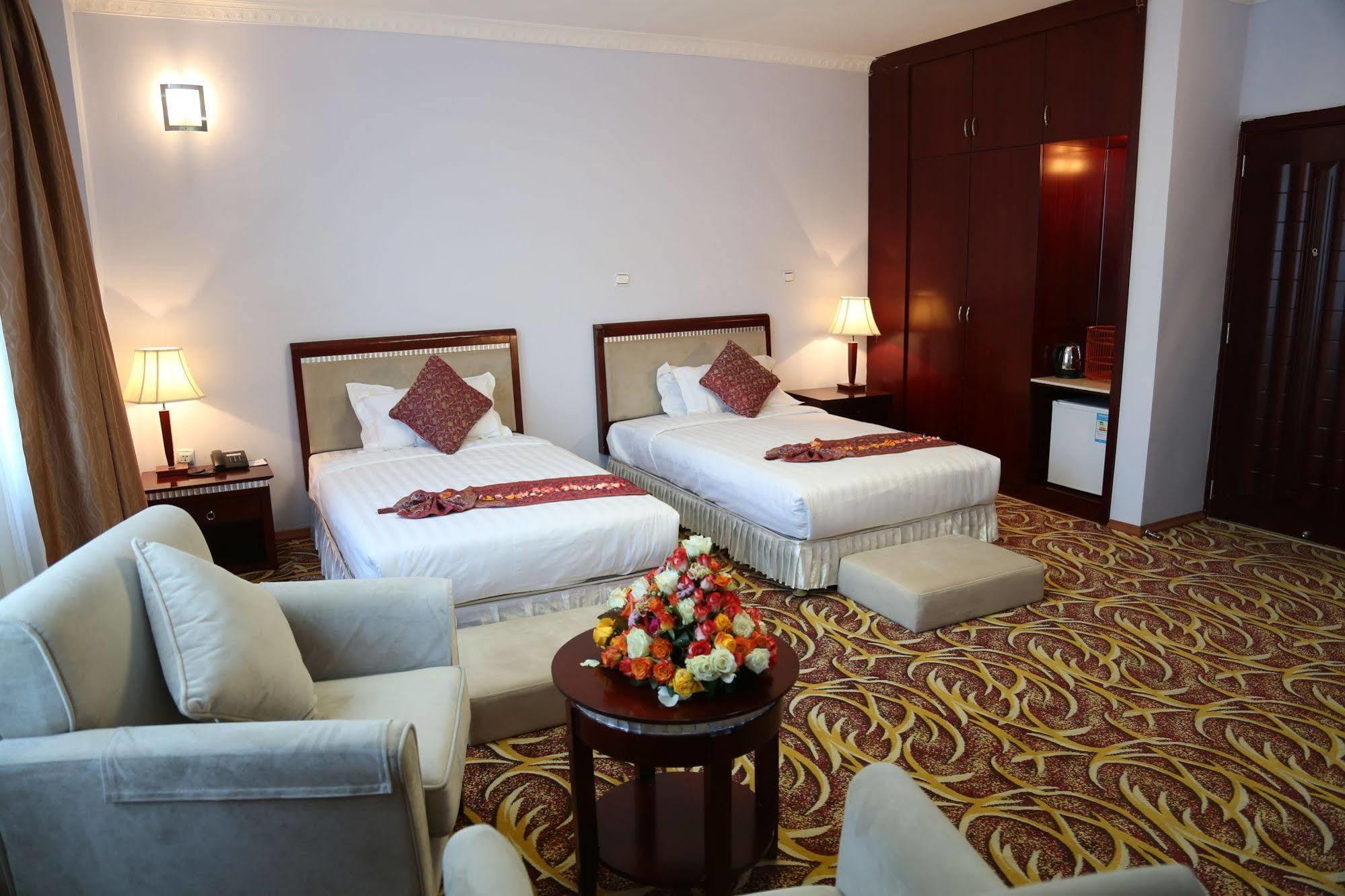 Afarensis International Hotel Addis Ababa Exterior photo